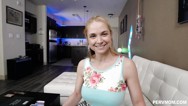 Sarah - Young guy saw his stepmom's naked boobs and big ass